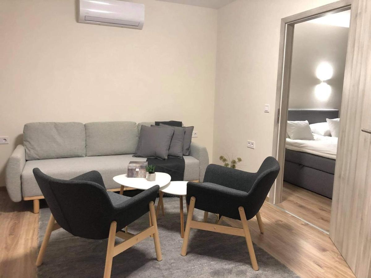 Brill Hotel בקשצ'אבה מראה חיצוני תמונה